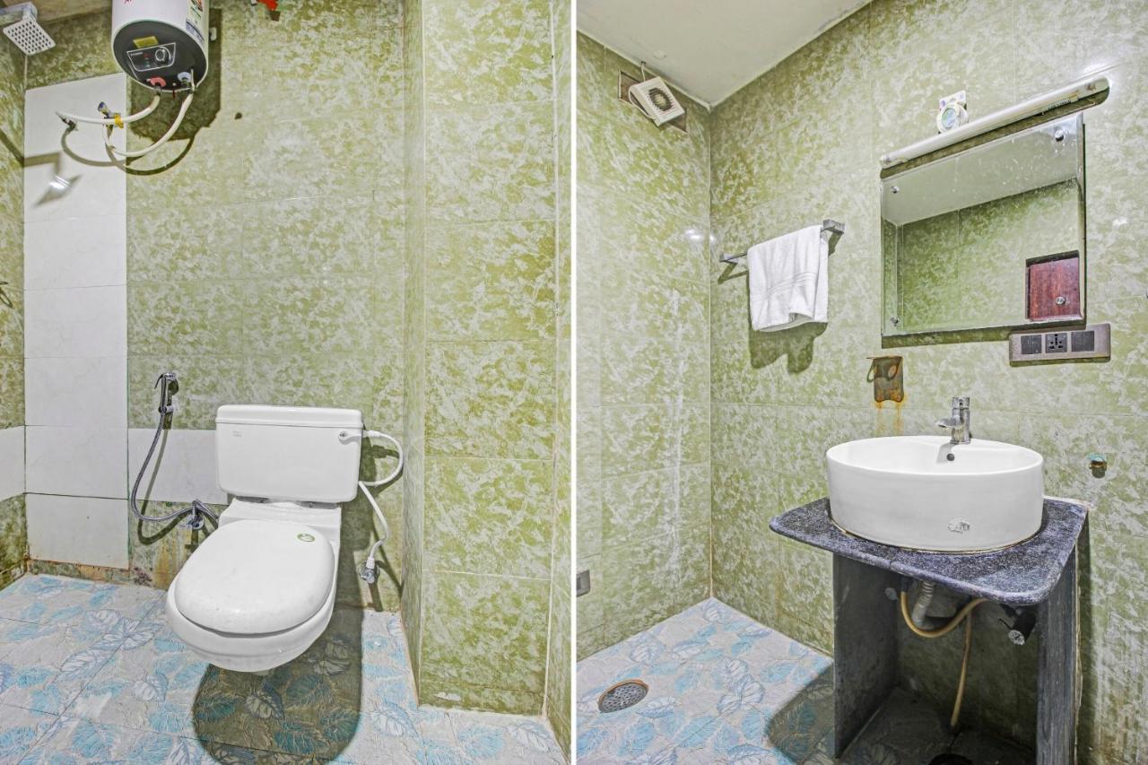Oyo Townhouse 707 Grand Krishna Hotel Hyderabad Eksteriør billede