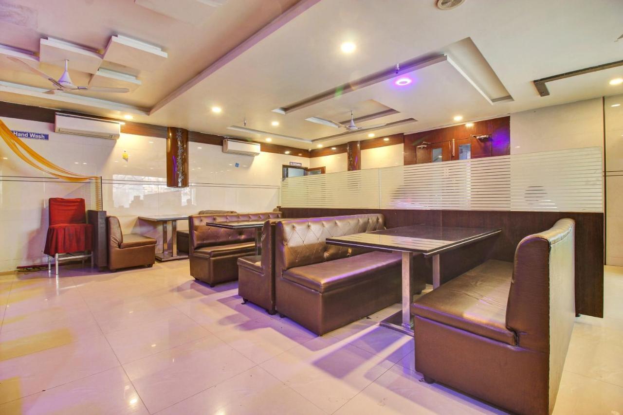 Oyo Townhouse 707 Grand Krishna Hotel Hyderabad Eksteriør billede