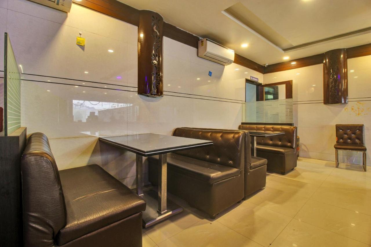 Oyo Townhouse 707 Grand Krishna Hotel Hyderabad Eksteriør billede