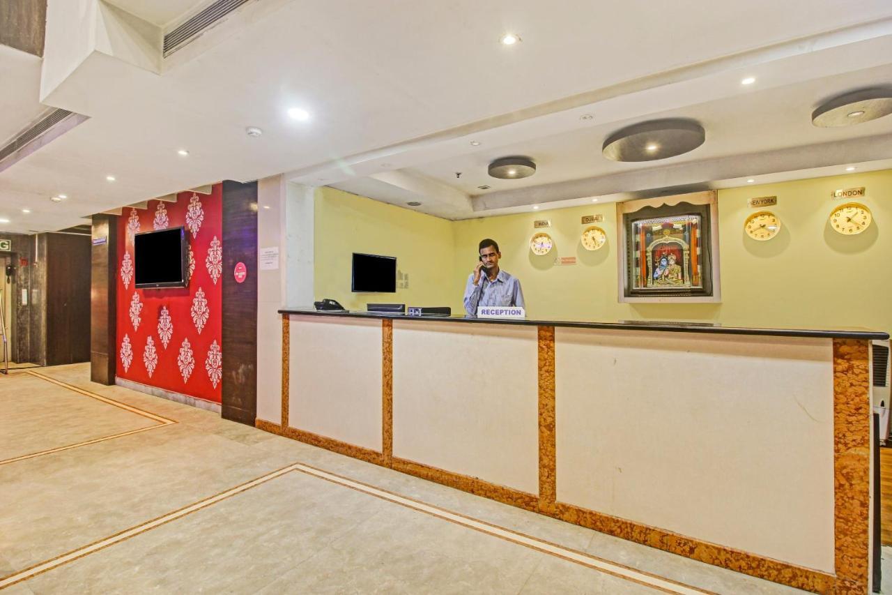 Oyo Townhouse 707 Grand Krishna Hotel Hyderabad Eksteriør billede